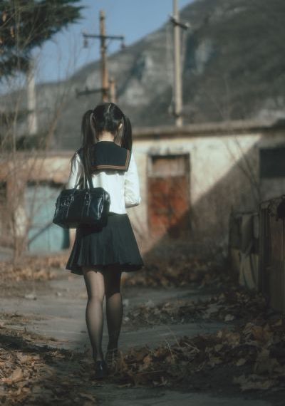 王李丹妮—路向西未删减版